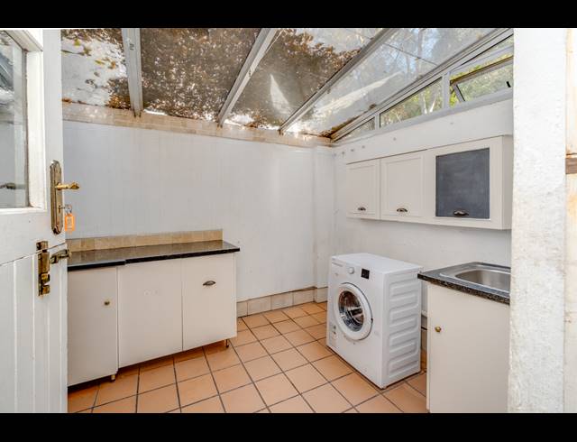 2 BEDROOM TOWNHOUSE FOR SALE IN BRYANSTON